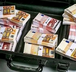 LA VALISE MAGIQUE EN EURO